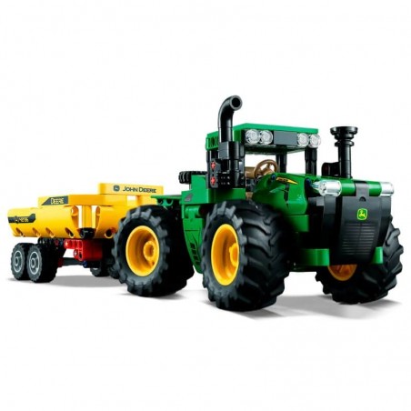 LEGO Technic - John Deere 9620R 4WD Tractor - LEGO 42136